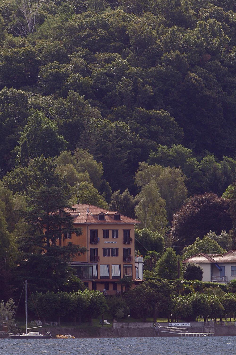 Hotel Lido Ranco Eksteriør billede