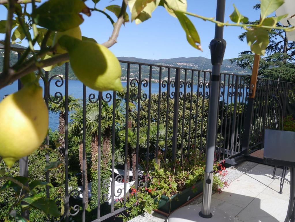 Hotel Lido Ranco Eksteriør billede